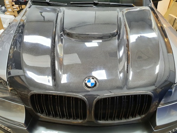 BMW E71 X6 전용 하만 타입 카본 보닛 본넷